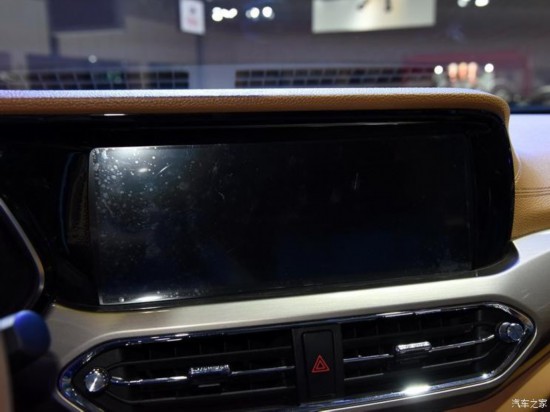 陸風(fēng)汽車(chē) 陸風(fēng)榮曜 2020款 1.5GTDI 自動(dòng)智·曜