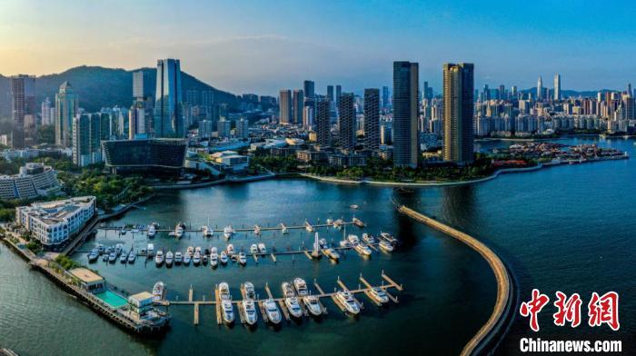 深圳市蛇口濱海文化創(chuàng)意街區(qū)。 廣東省文旅廳 供圖