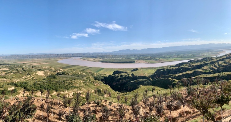 【中國夢·黃河情】以生態(tài)文明為引領 山西芮城走出發(fā)展新路子_fororder_1 站在黃河一號