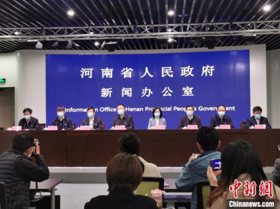 河南高三學生4月7日返校復學中招考試相應推遲